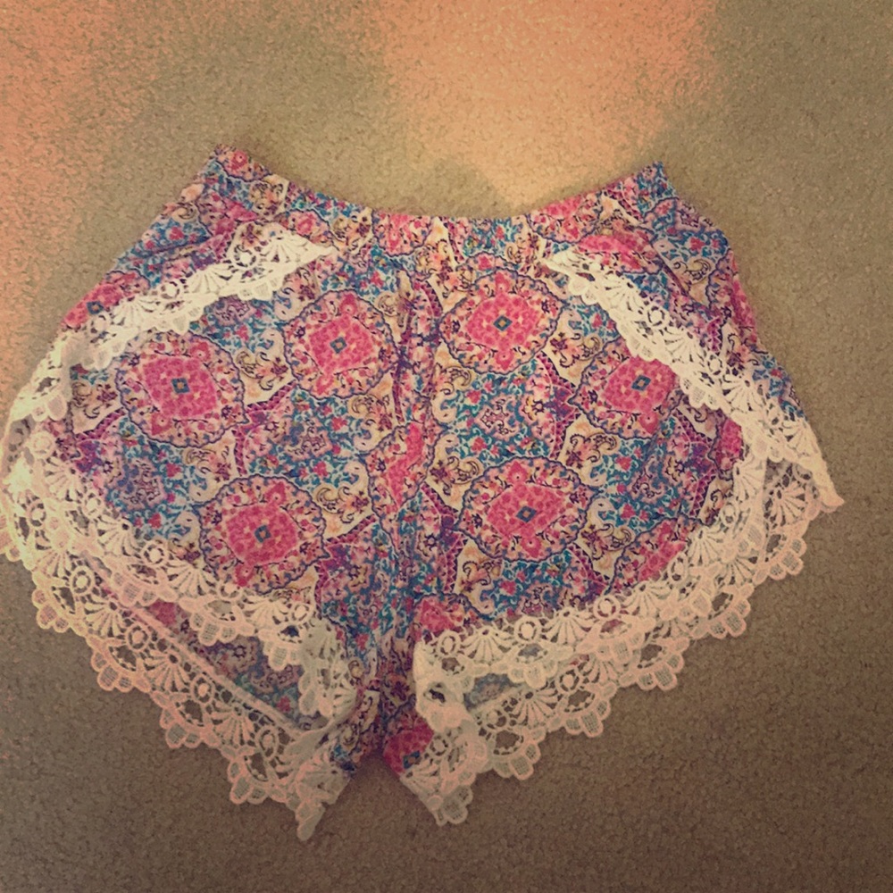 🎀High Waisted Pink Shorts🎀